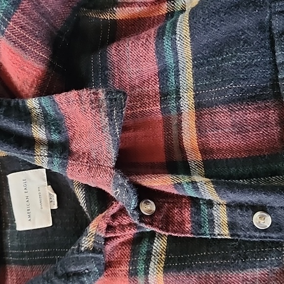 American Eagle Distressed Flannel - Picture 2 of 4